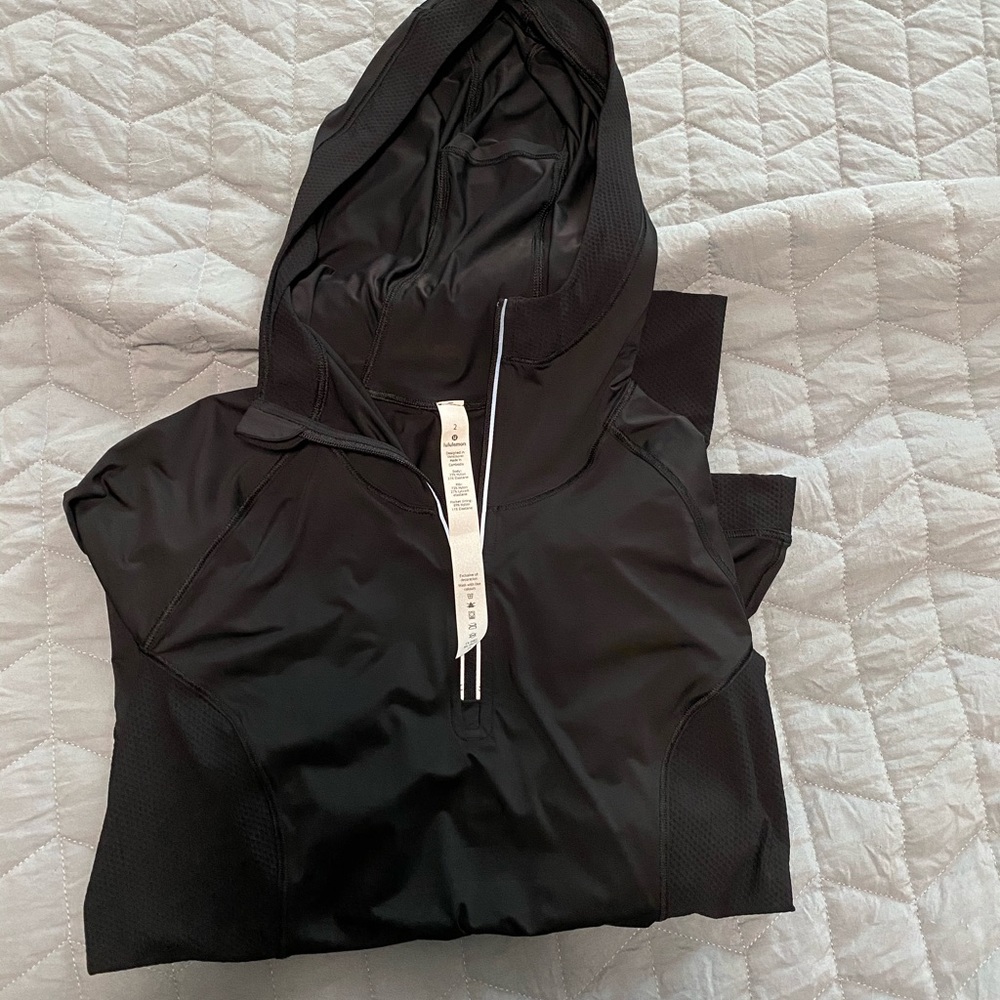 Lululemon pullover - Picture 3 of 4